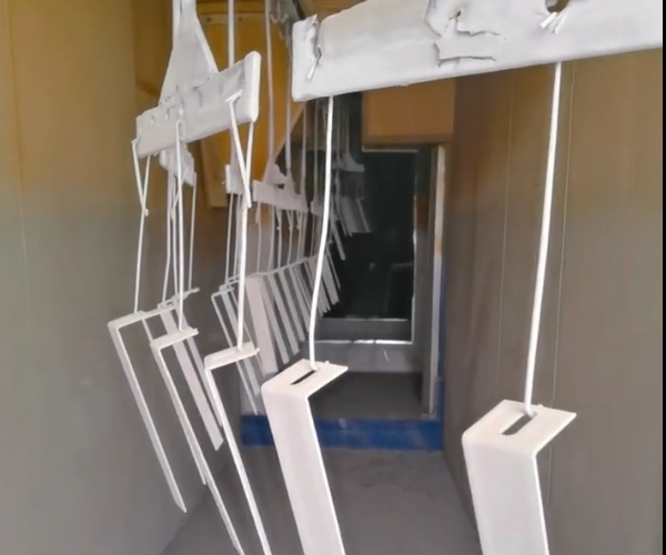 鈑金行業(yè)粉末涂裝